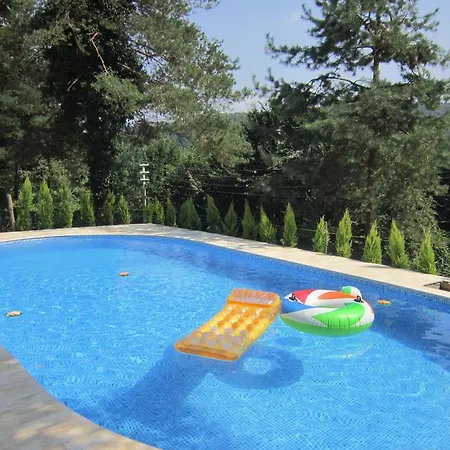 Vakantiehuis Sapanca Villa Natura